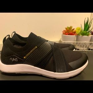 EMPOWER XBAND SLIP-ON SNEAKER - WOMEN'S RYKA SIZE: 8.5